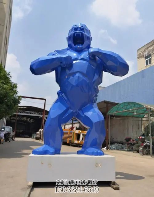 克孜勒苏柯彩绘黑猩猩雕塑 仿真动物雕塑 步行街摆件 克孜勒苏柯彩绘黑猩猩雕塑 仿真动物雕塑 步行街摆件